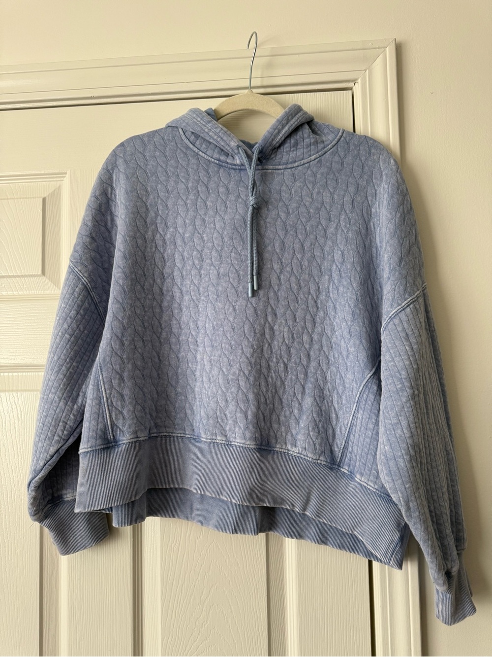 Quilted Light Blue Hooded Sweatshirt - Casual Pullover